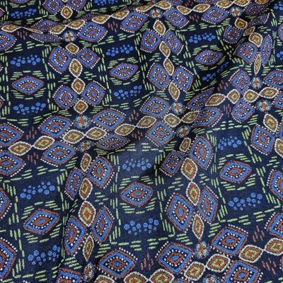 شانتون طرحدار دیزاین لوزی ریز سبز رنگ
